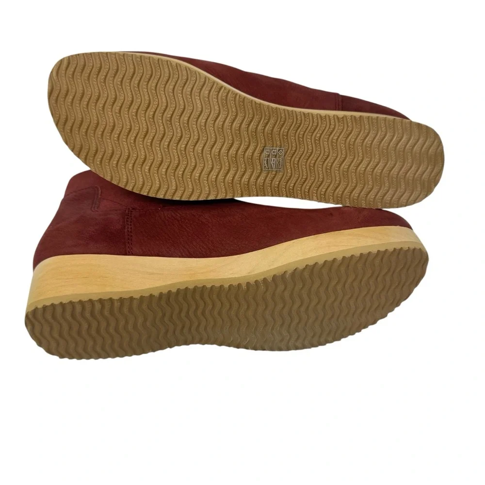 Eileen Fisher Words Oiled Nubuck Clog Bootie Red Cedar NEW 9.5 - Picture 8 of 10